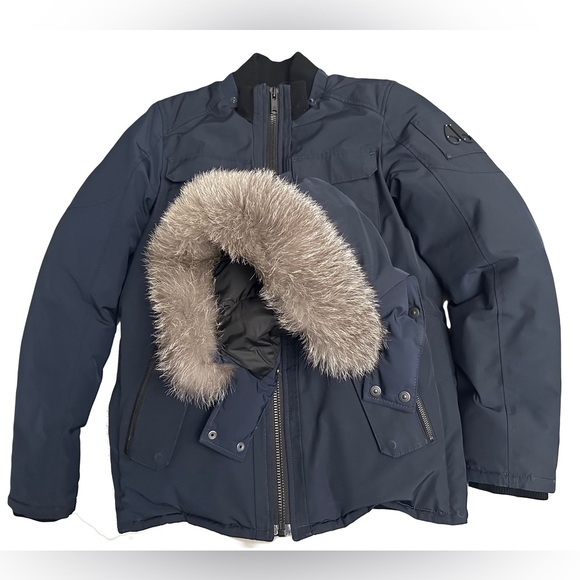Moose Knuckles Lingan Parka in Navy - Size S - Picture 13 of 16
